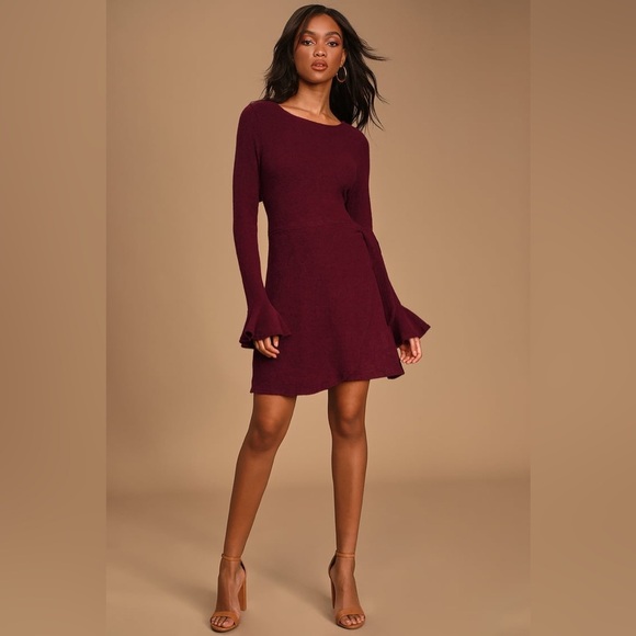 Lulu’s burgundy Wrap Knit Dress size M - Picture 3 of 7